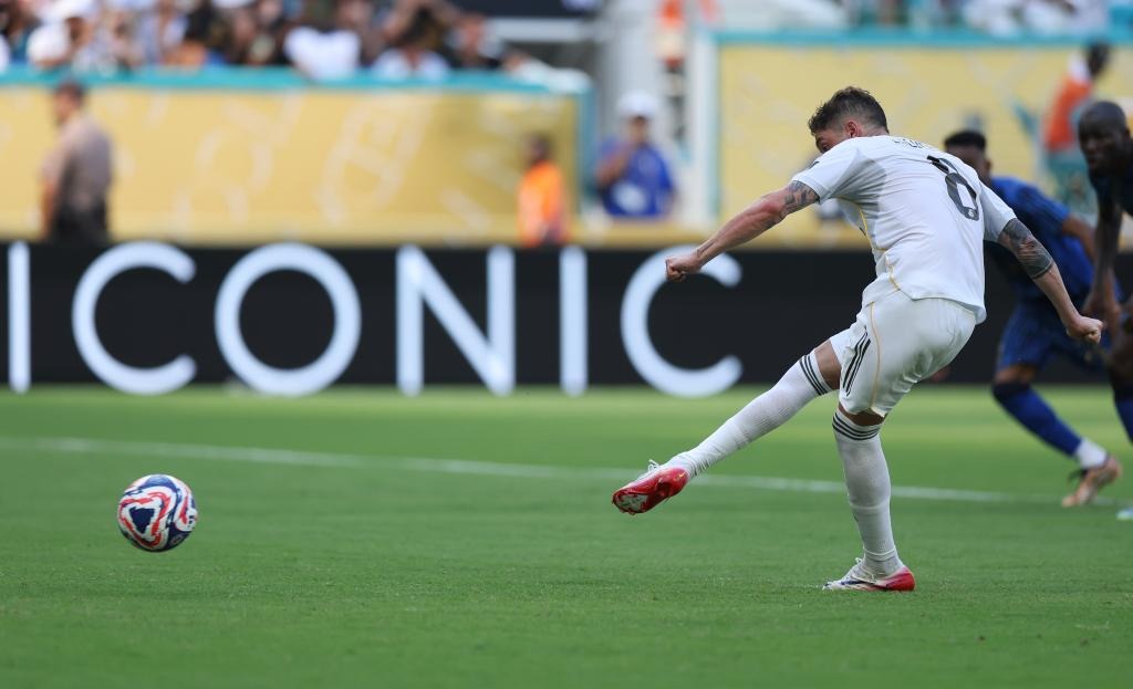 攀登巅峰《无主王座》小游戏通天塔挑战！